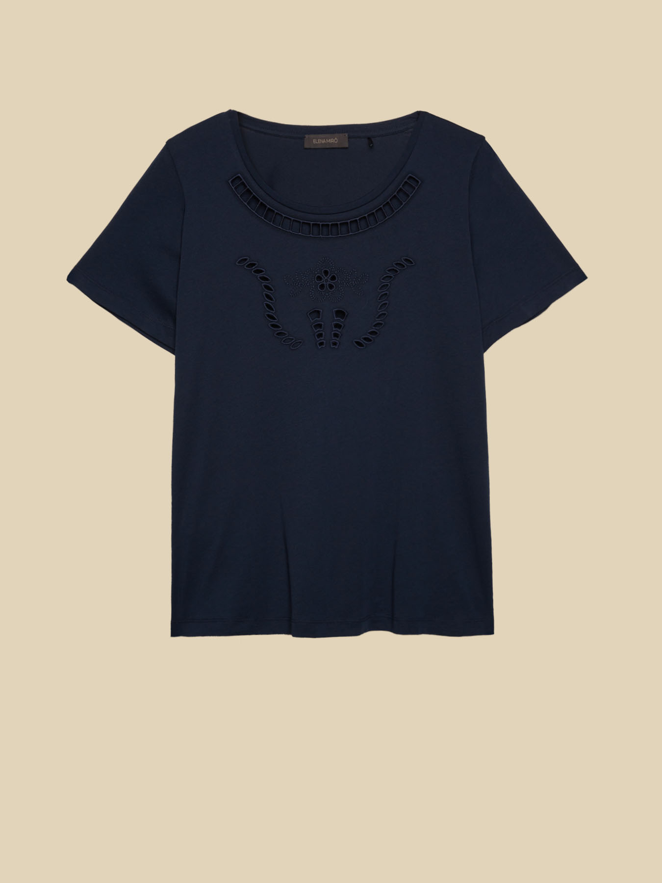 Camiseta de algod&oacute;n con calados image number 4