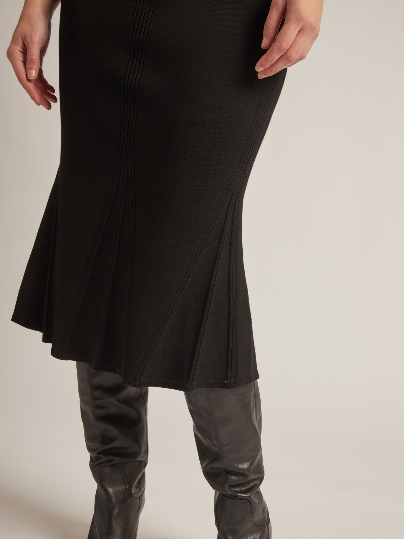 Tricot tulip skirt image number 3