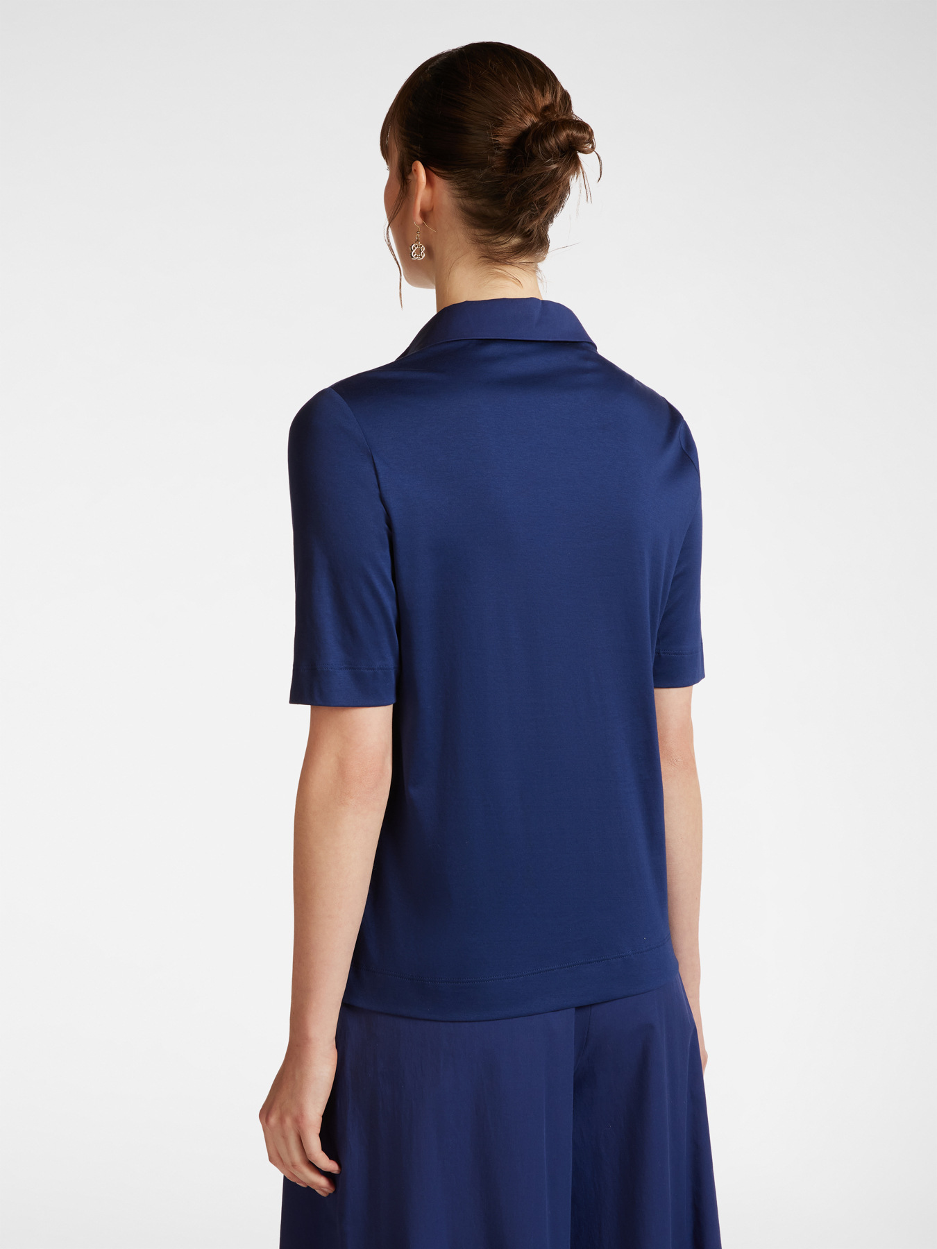 T-shirt with collar and buttons image number 1