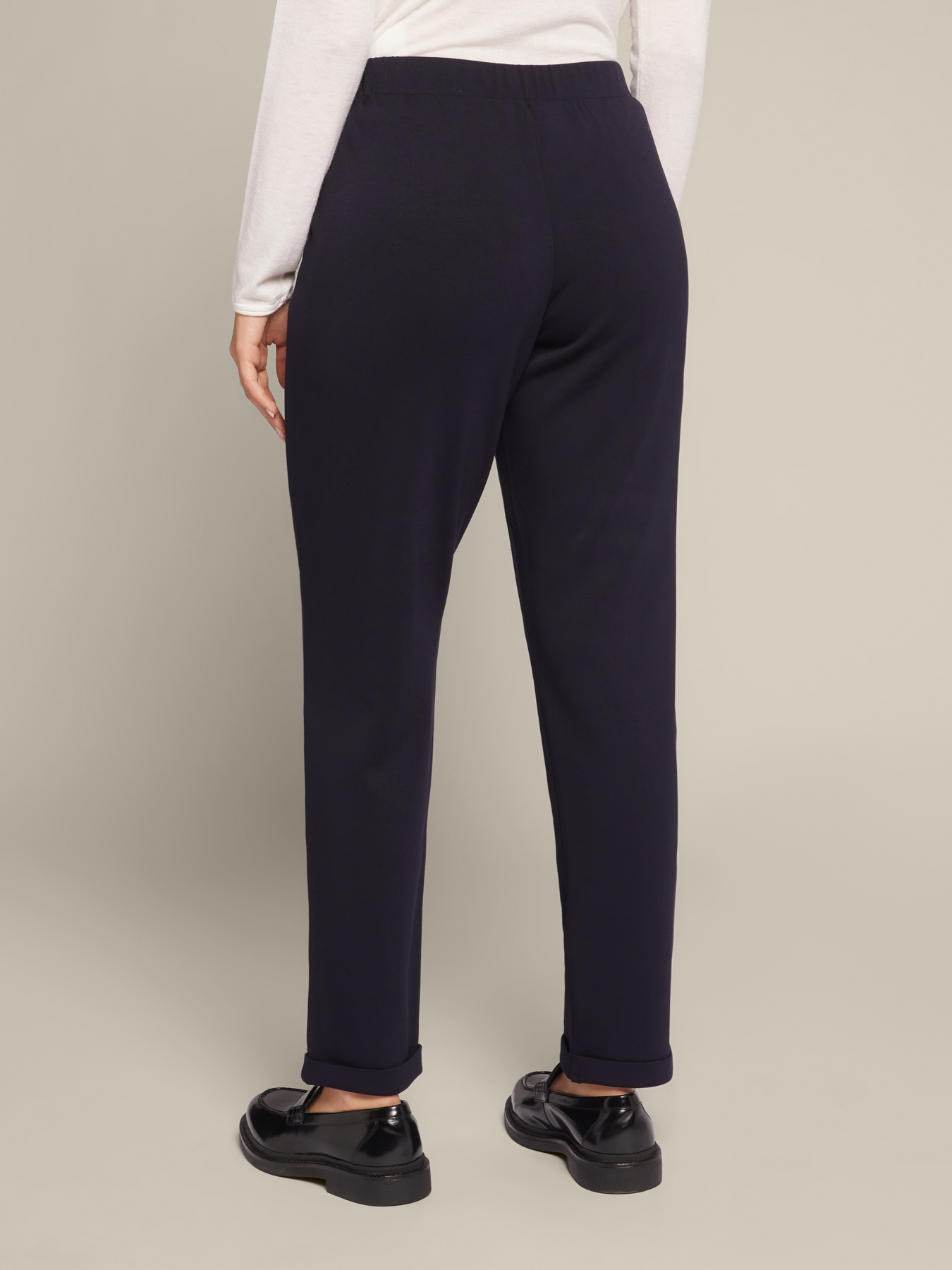 Pantalones rectos image number 1