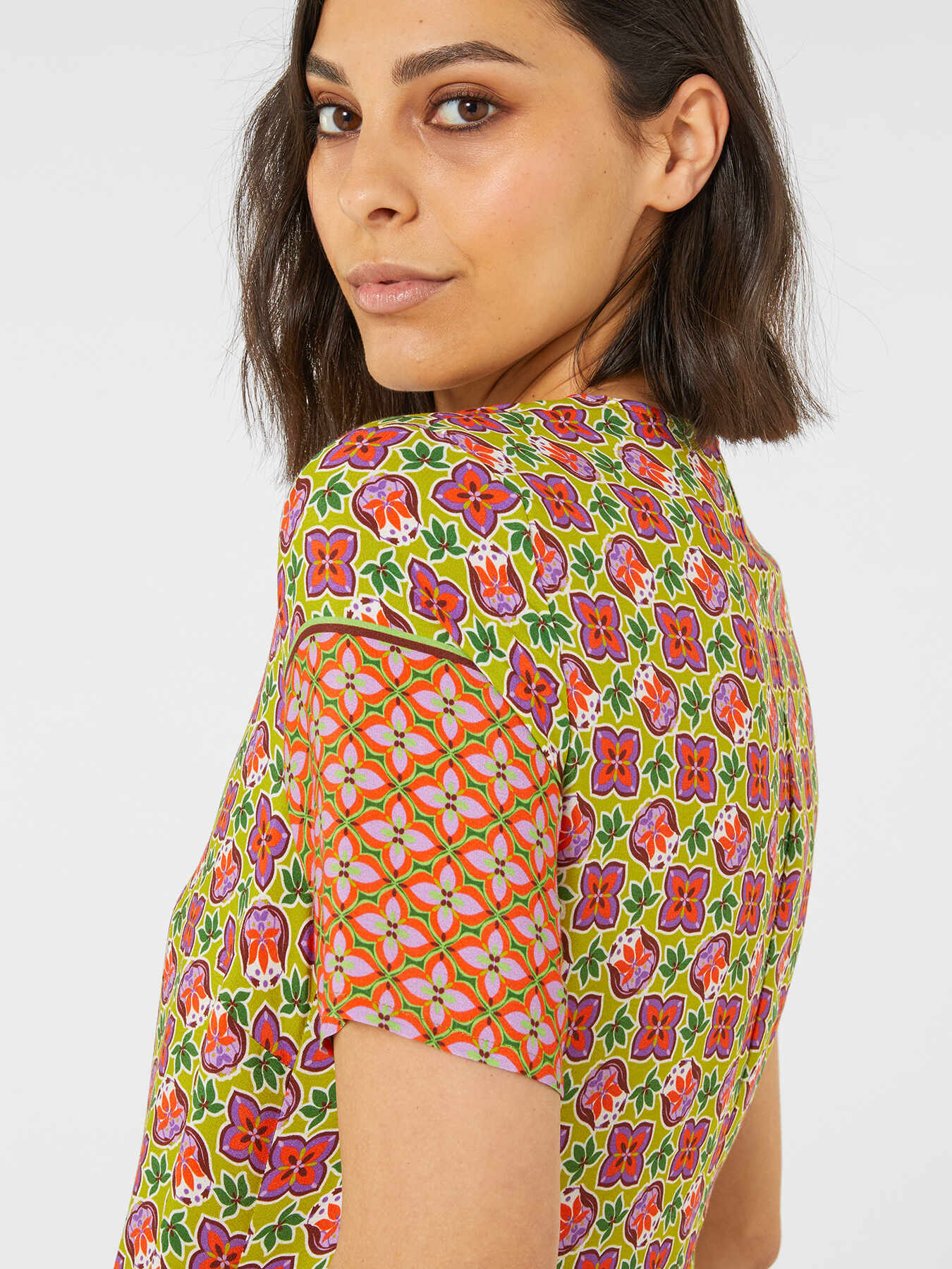 Robe magnolia dans les tons orange image number 4