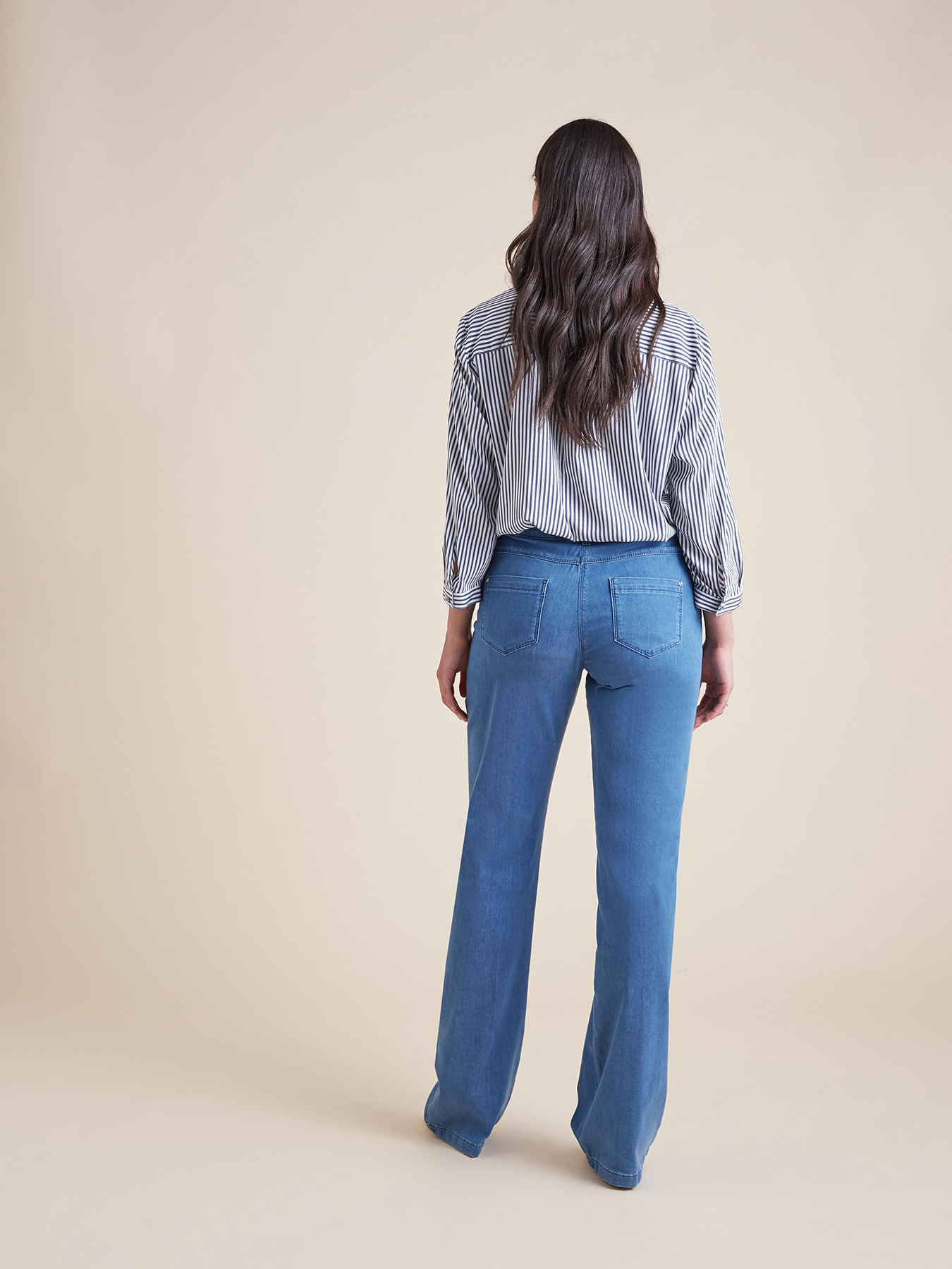 Jean large image number 1