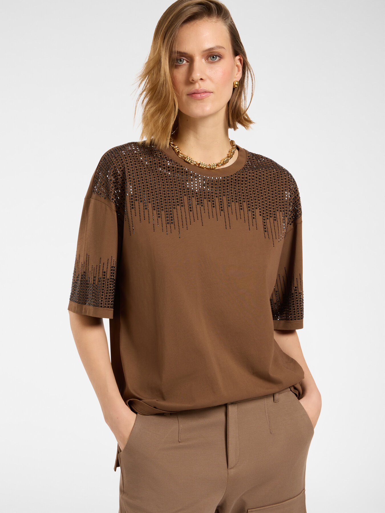 T-Shirt mit Stickerei