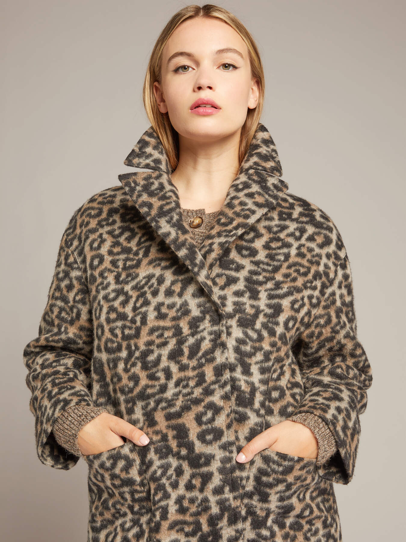 Animal print coat image number 3