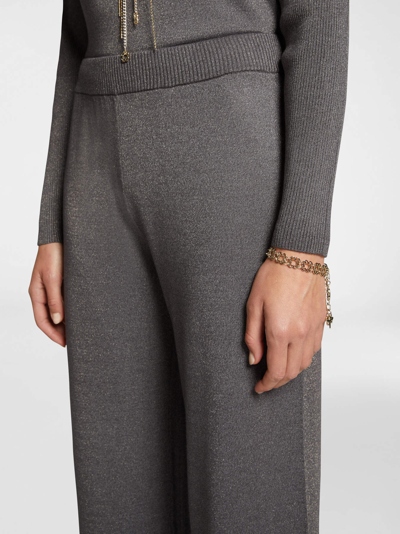 LENZING™ ECOVERO™ viscose lurex trousers image number 3