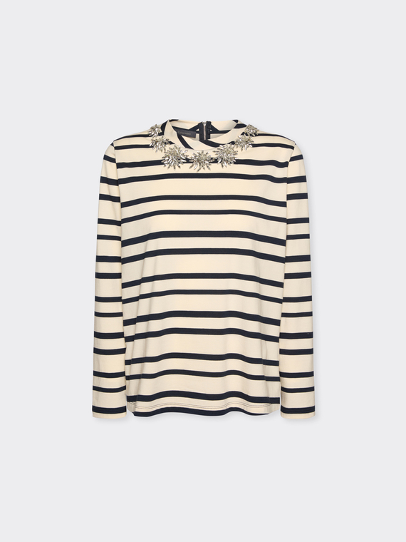 Camiseta listrada com bordado floral