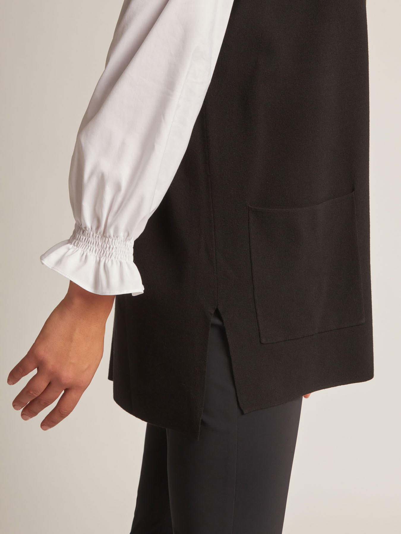 Colete em tric&ocirc; image number 3