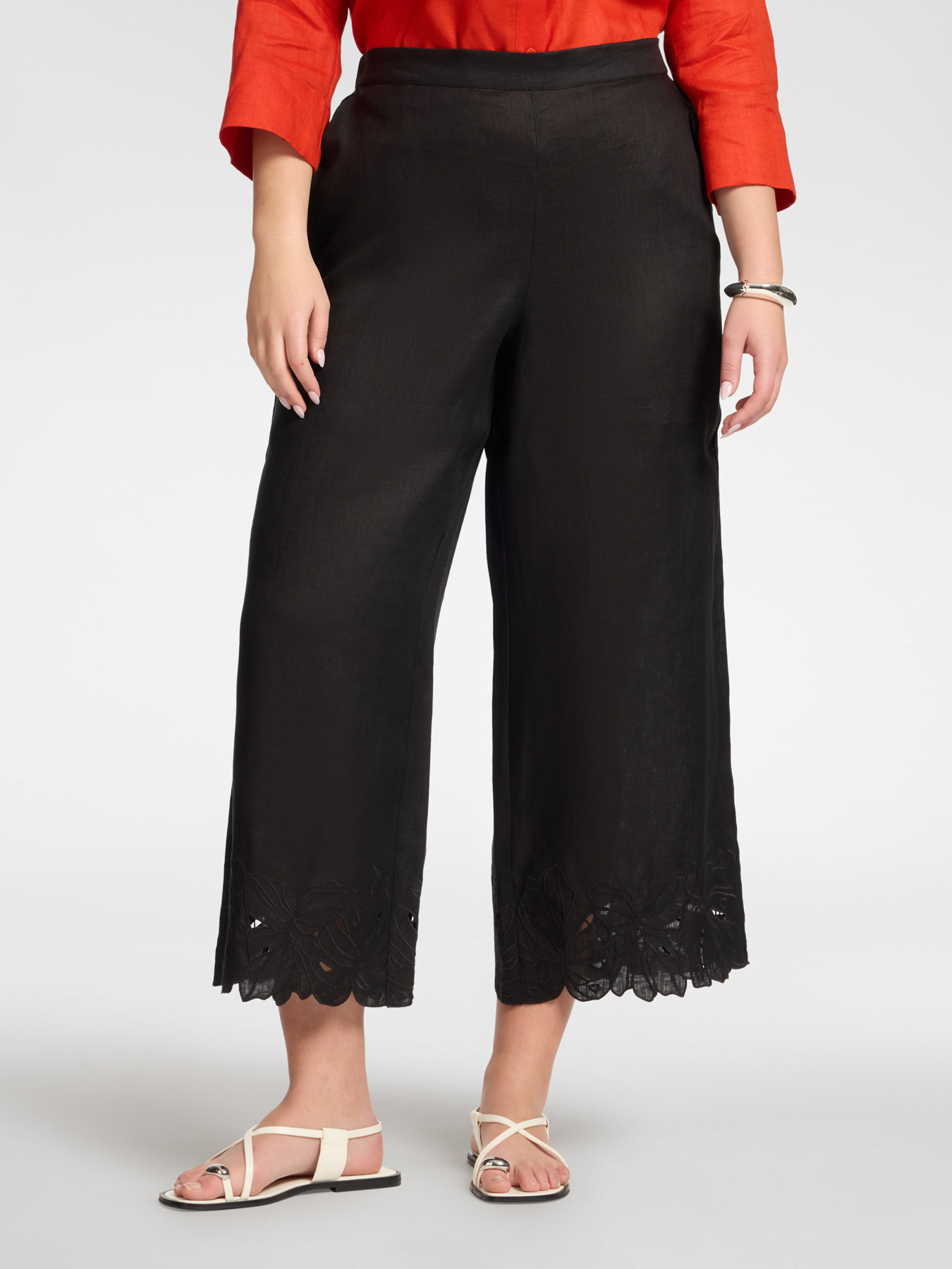 Linen trousers with embroidered edges image number 2