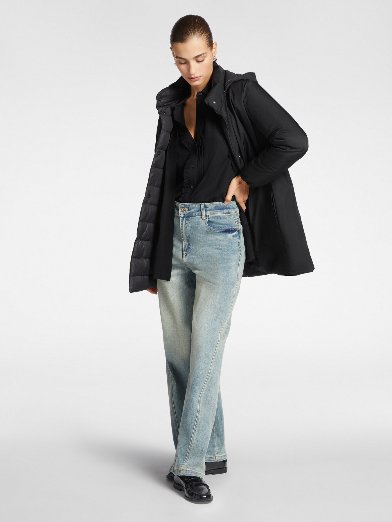 Plum&iacute;fero reversible de nailon reciclado impermeable image number 2