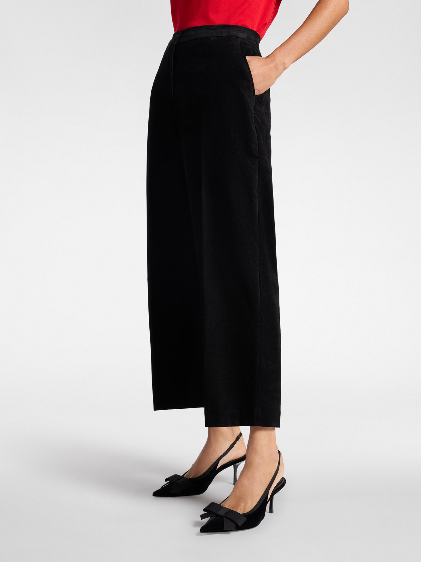 Velvet trousers image number 2