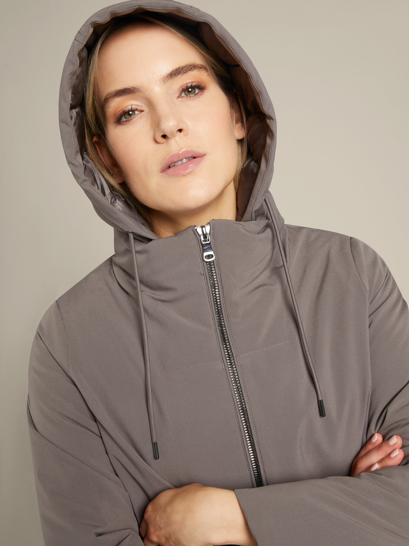 Short technical nylon down jacket image number 3