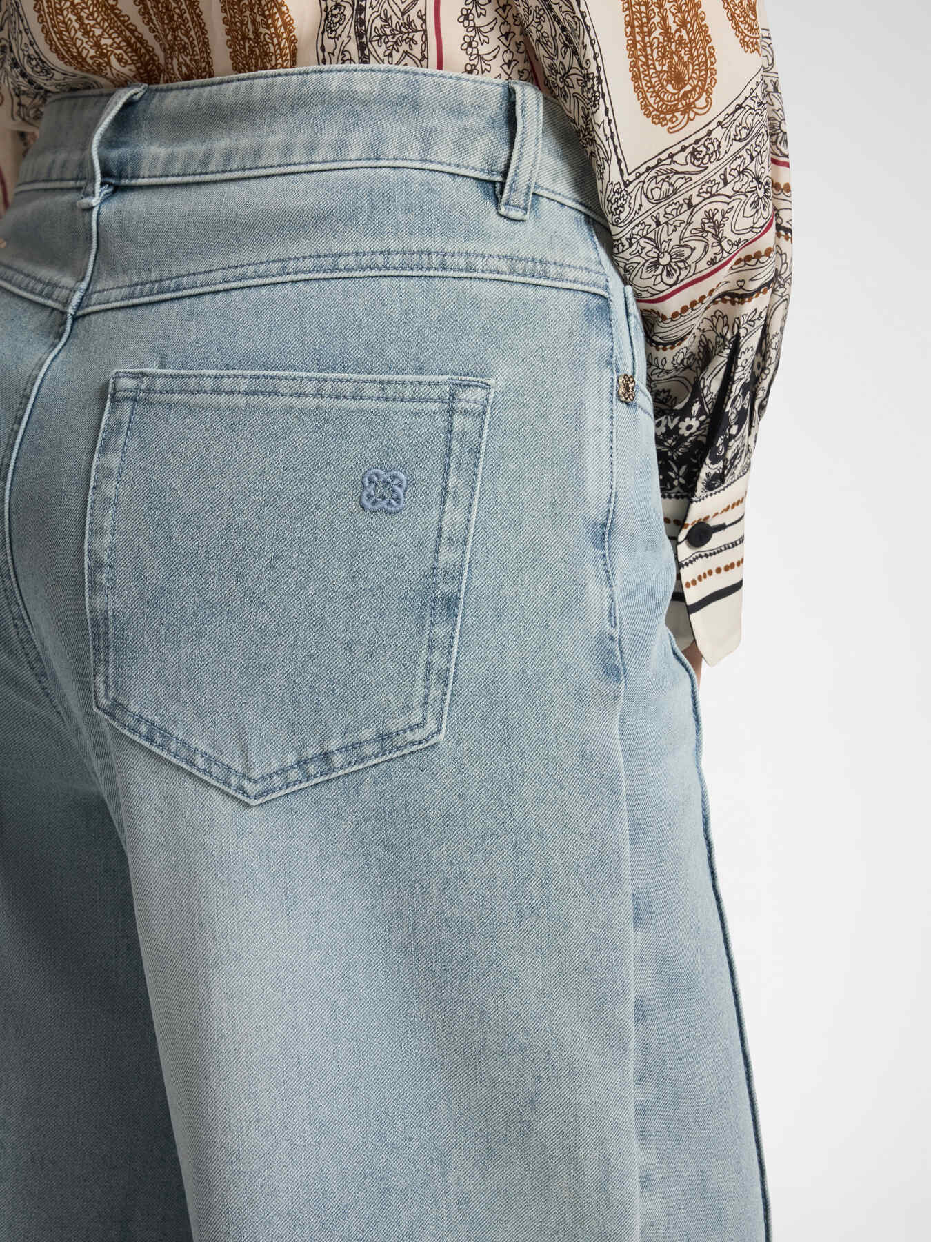 Jeans washed wide leg image number 3