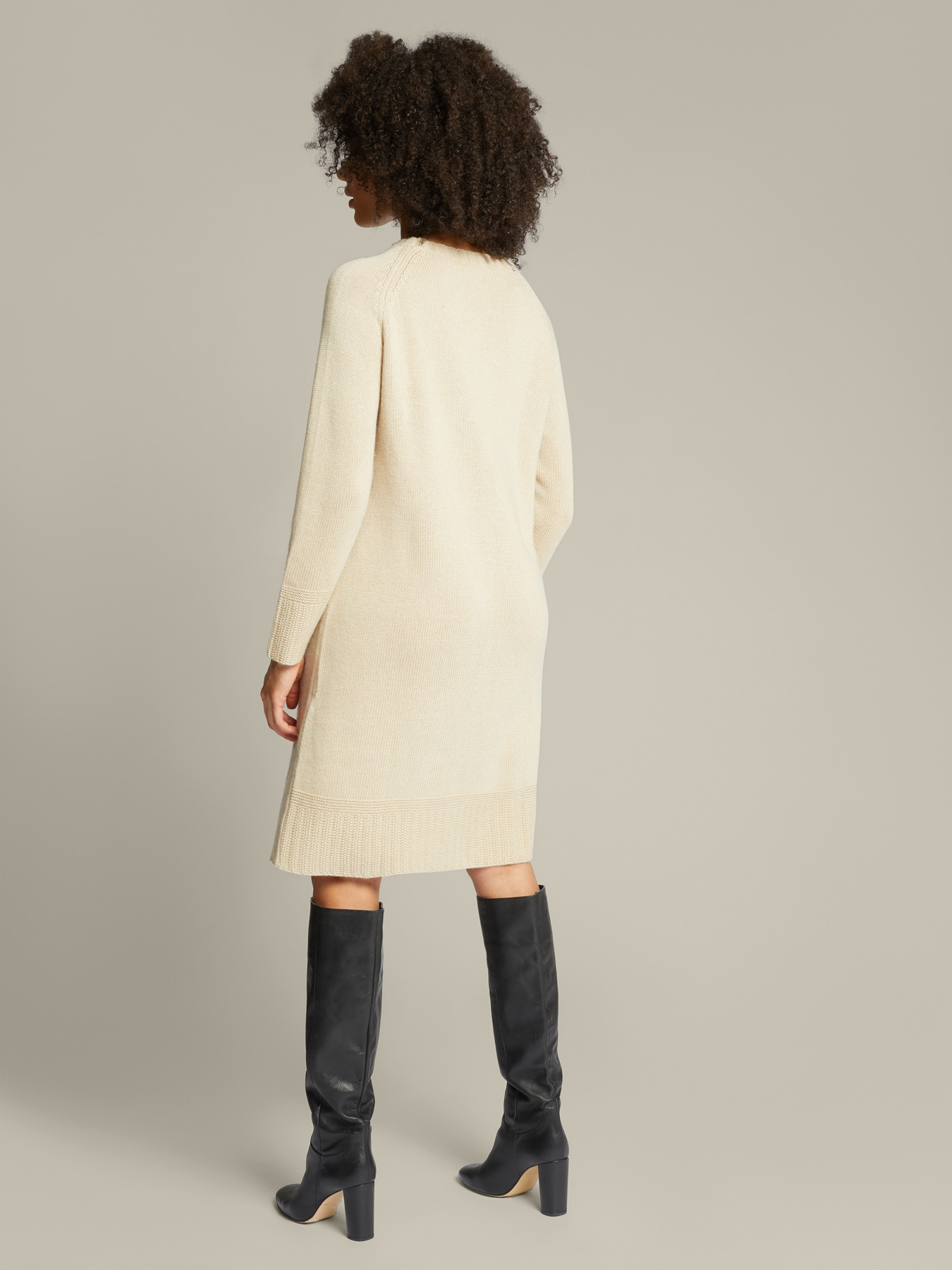 Abito in maglia image number 1