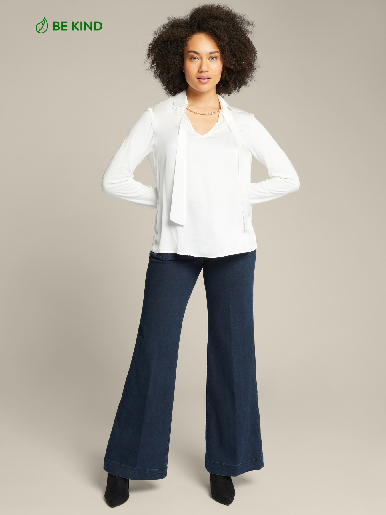 Blusa em ECOVERO™ com faixa image number 1