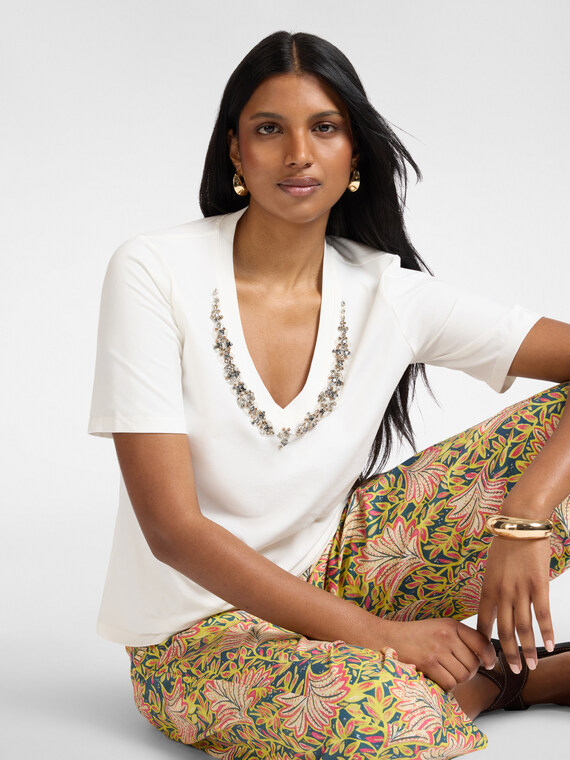 Cotton t-shirt with embroidery