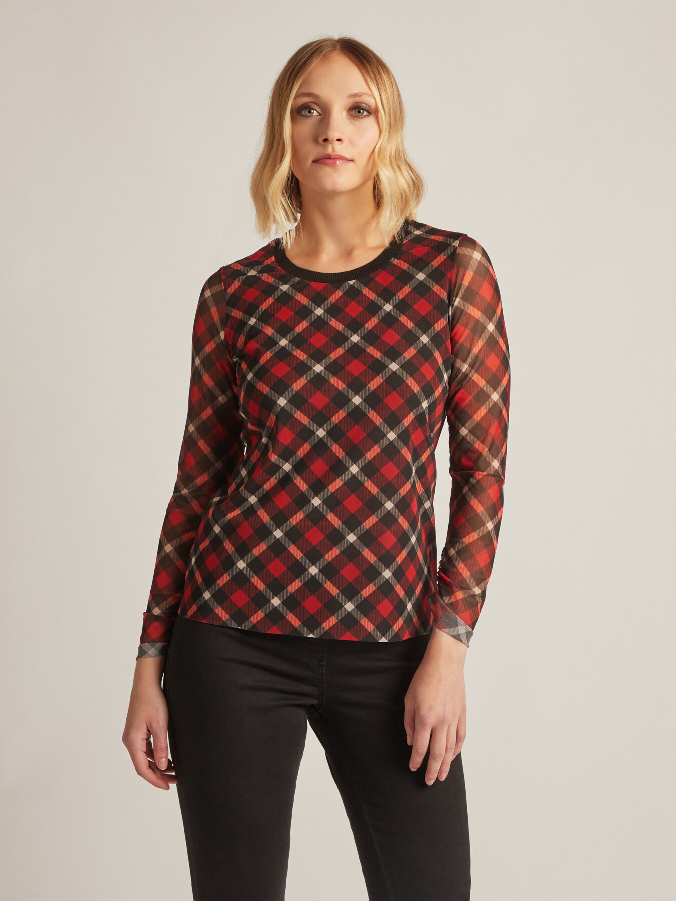 T-shirt in tulle stampato image number 2