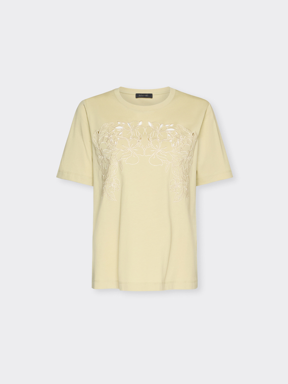 T-shirt with floral embroidery