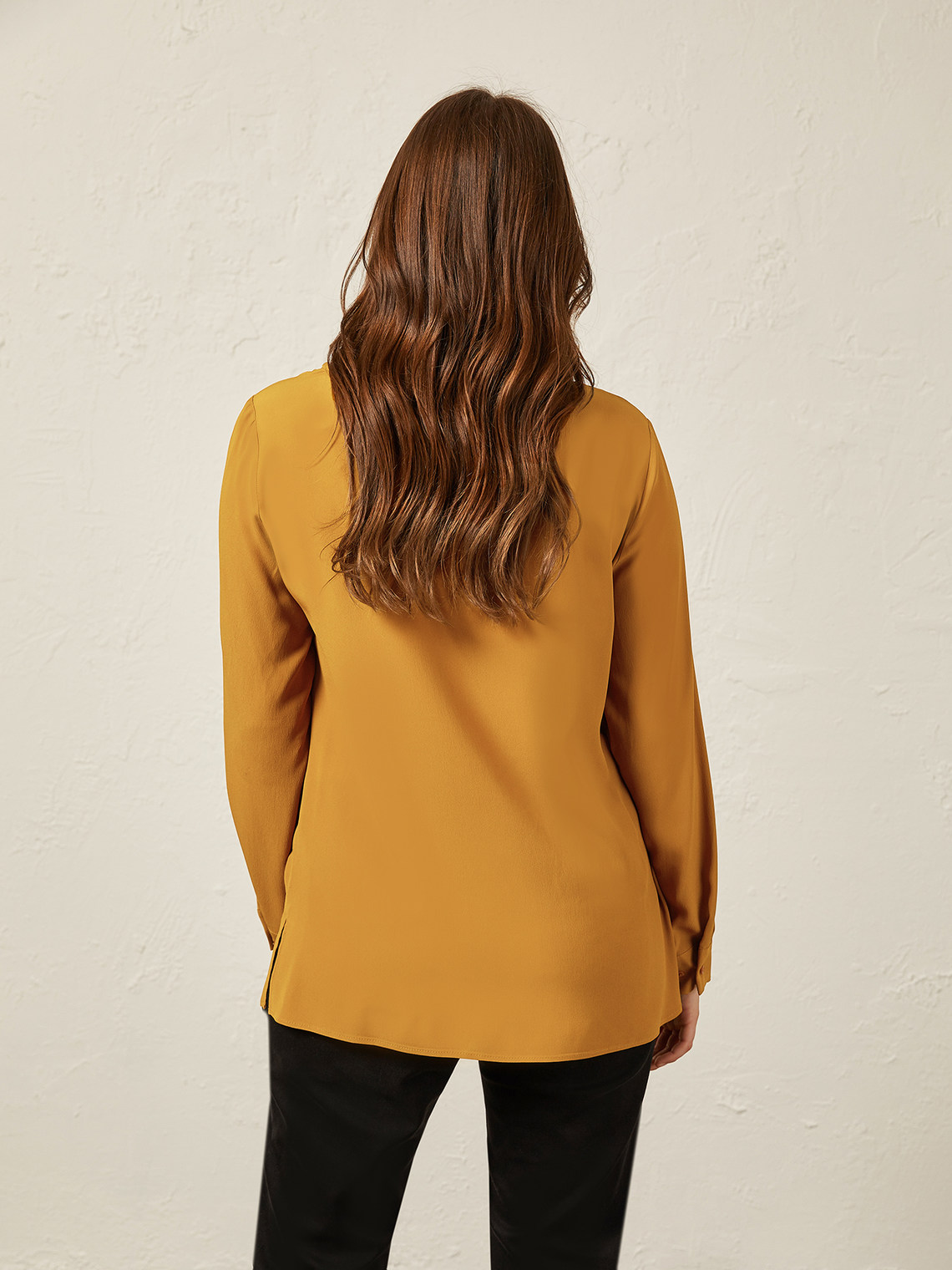 Elenamiro: Einfarbige Bluse aus Seidengemisch_3