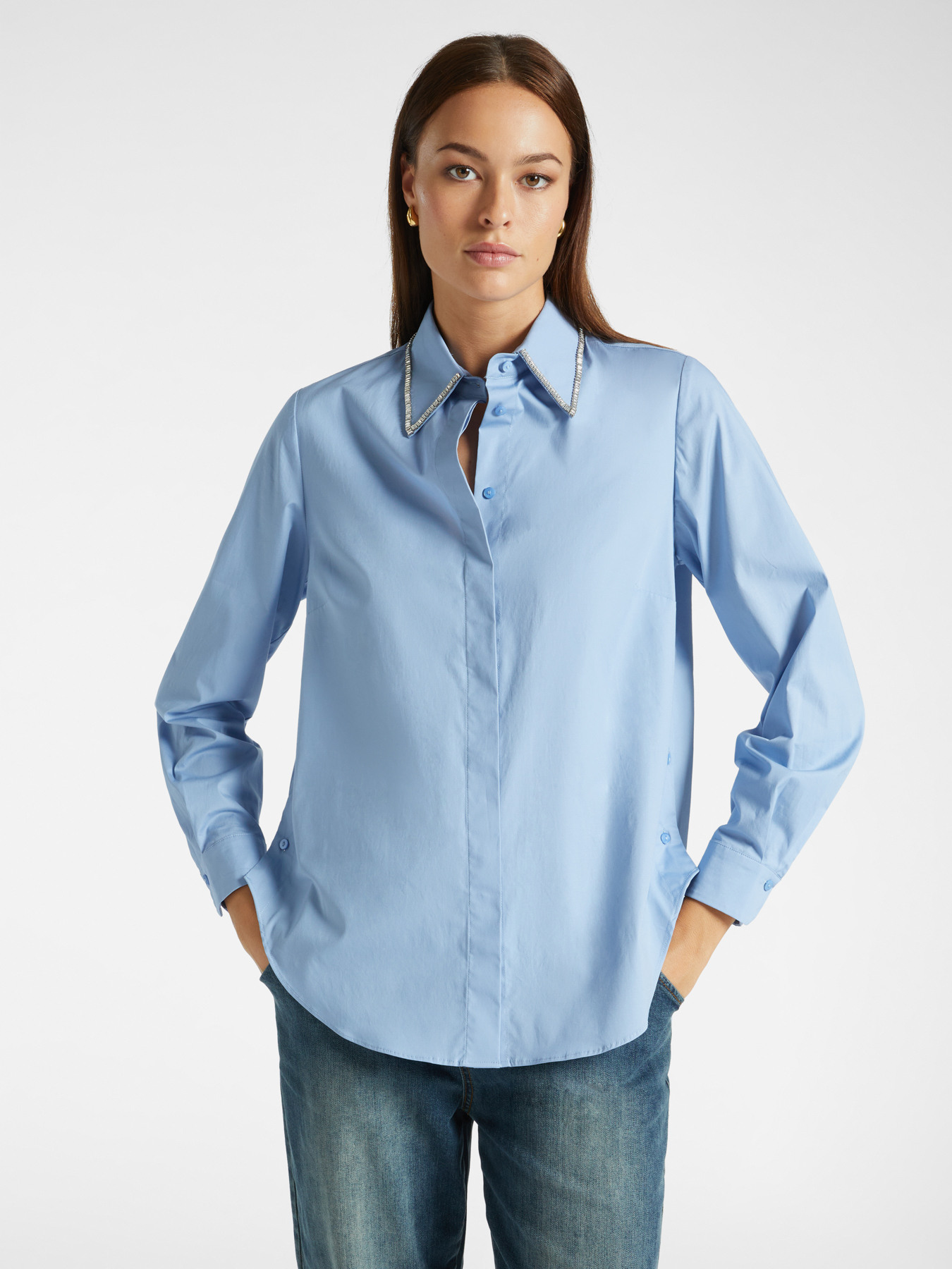 Camisa con cuello desmontable bordado image number 0