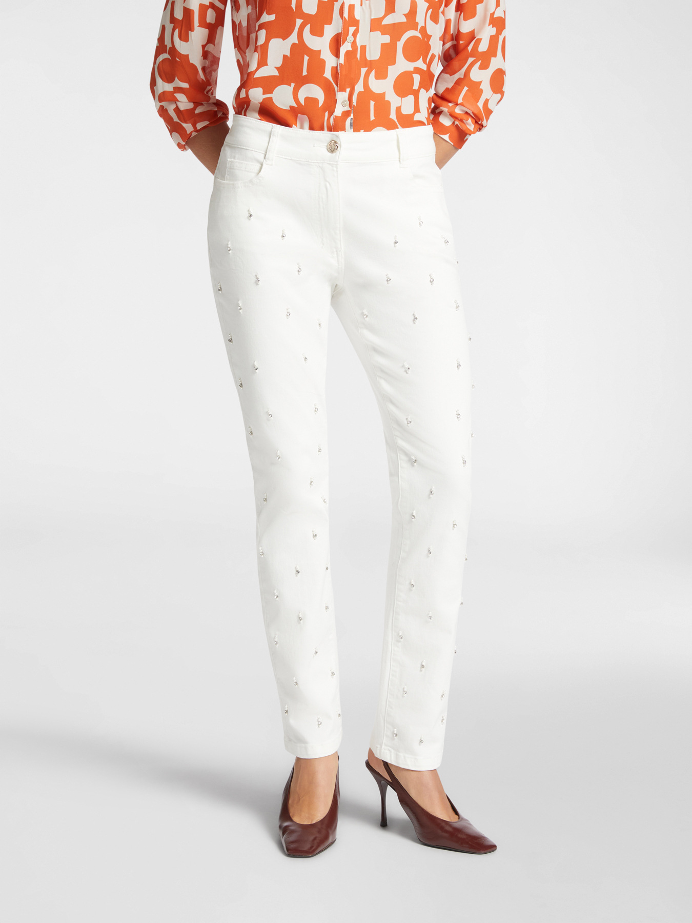 Pantalones luxury con cinco bolsillos image number 2