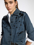 Jaqueta jeans quadrada com bordado image number 2
