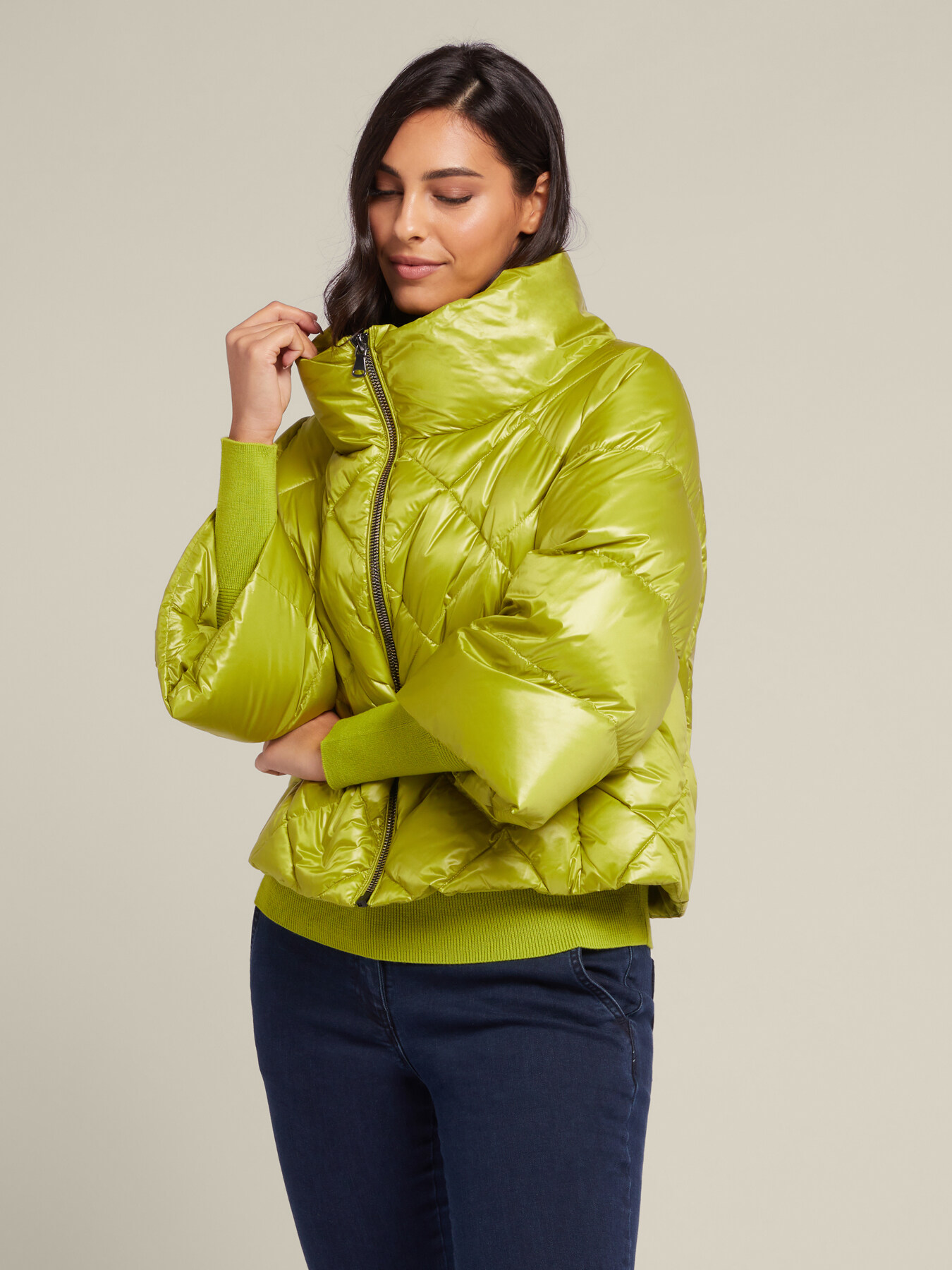 Kurze Stepp-Daunenjacke image number 2