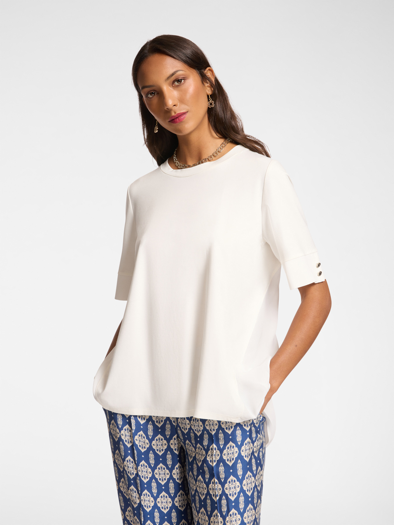 T-shirt con inserto dietro image number 0