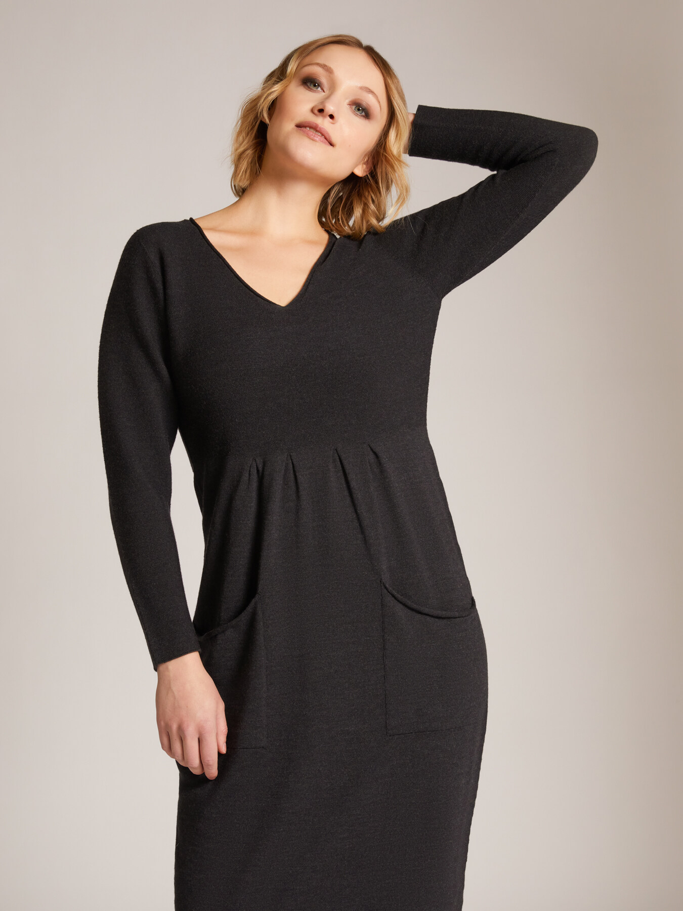 Abito lungo in lana image number 2