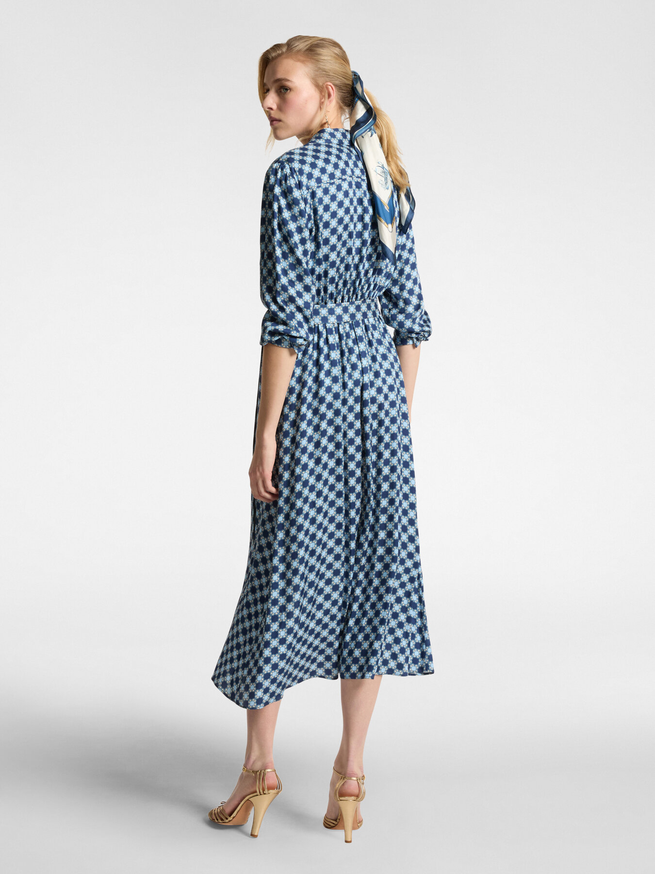 Hemdkleid mit Monogramm image number 1