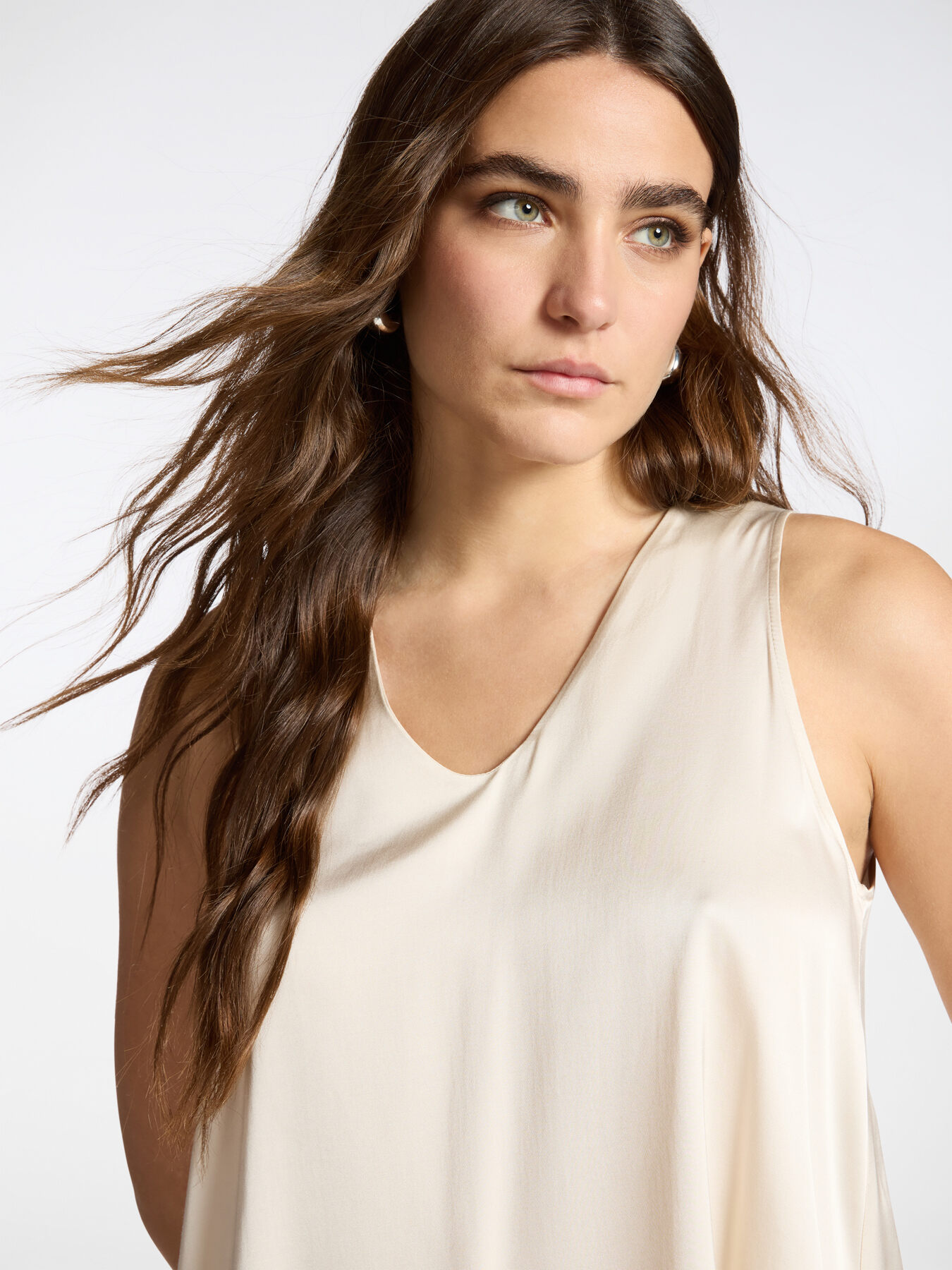 Top en satin de viscose image number 2