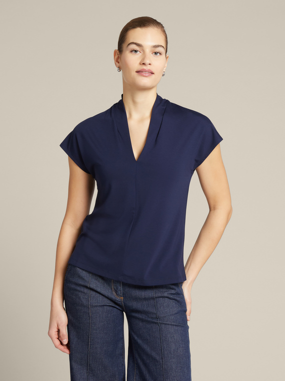 T-shirt with stand-up collar