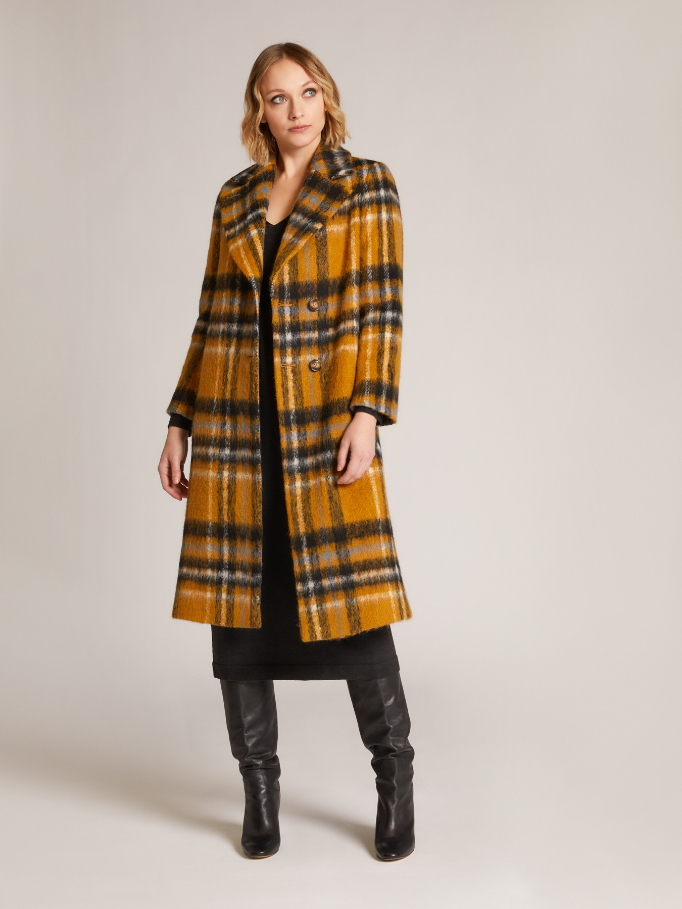 Long chequered coat
