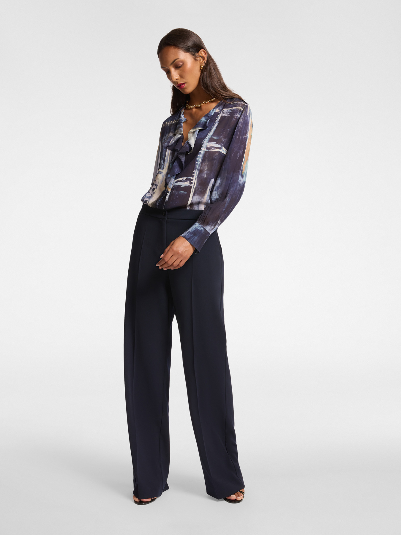 Pantalon homme en tissu fluide