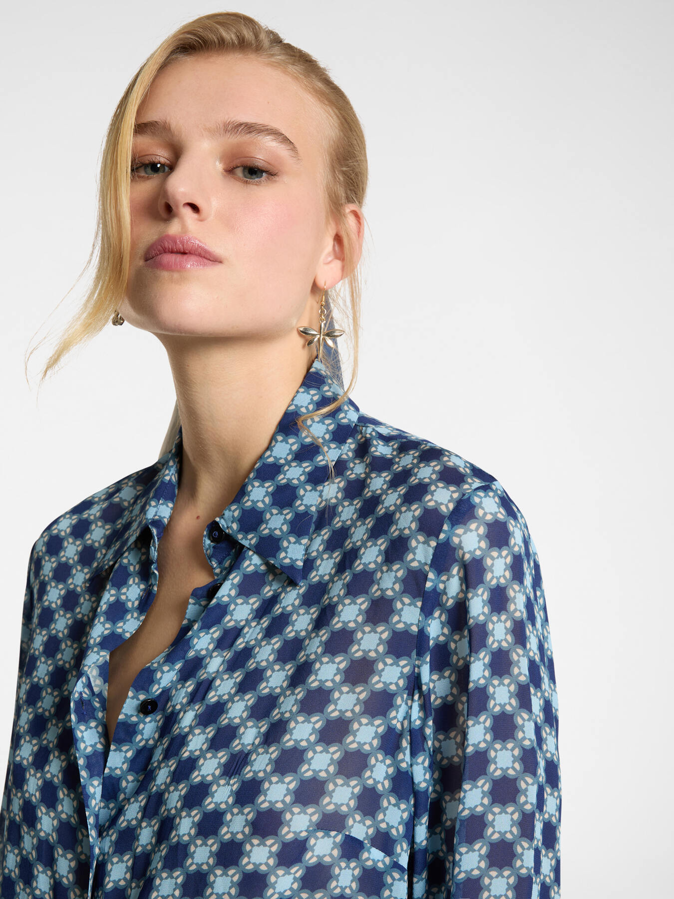 Monogram shirt image number 3