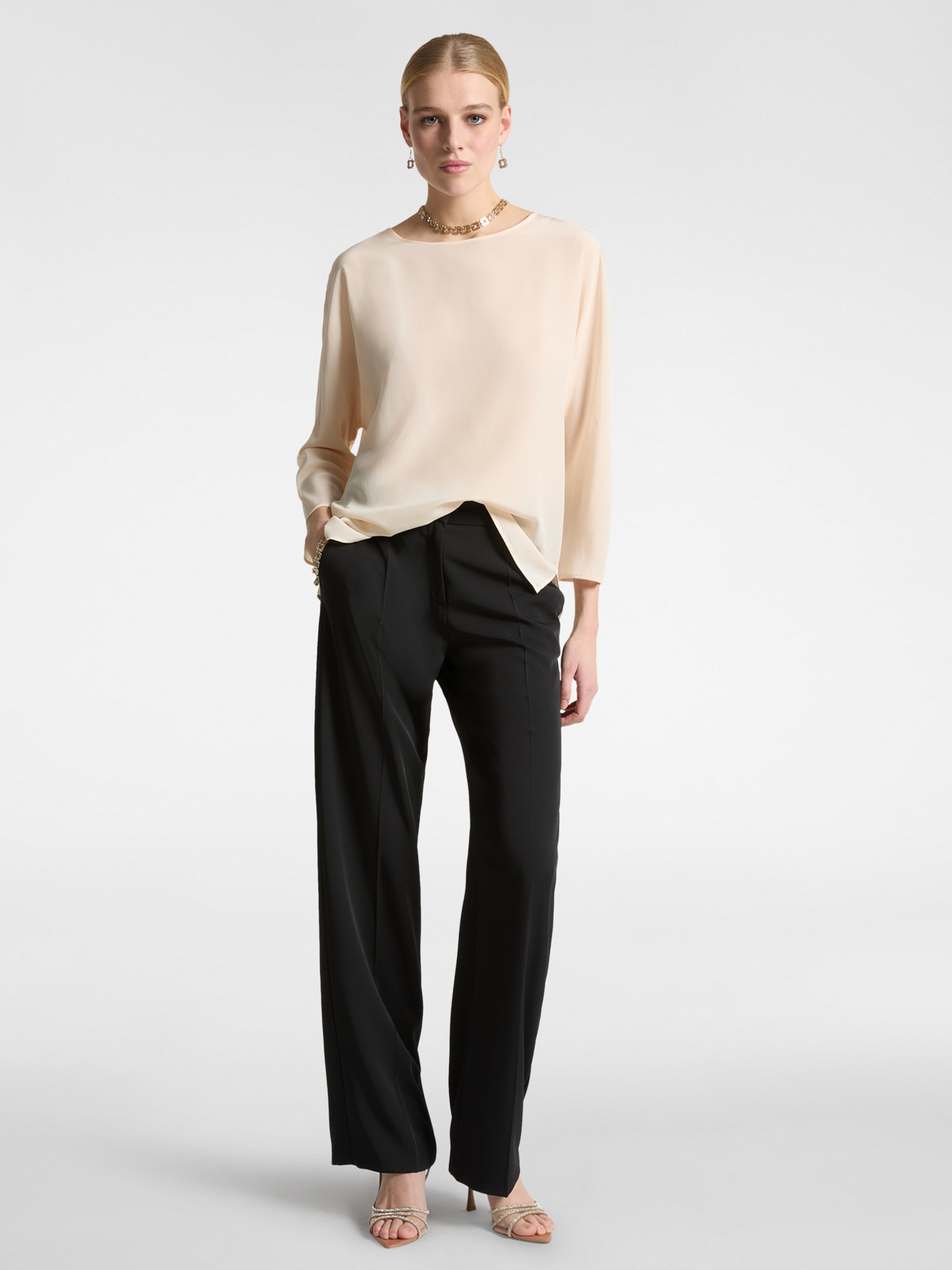 Blusa de seda image number 2