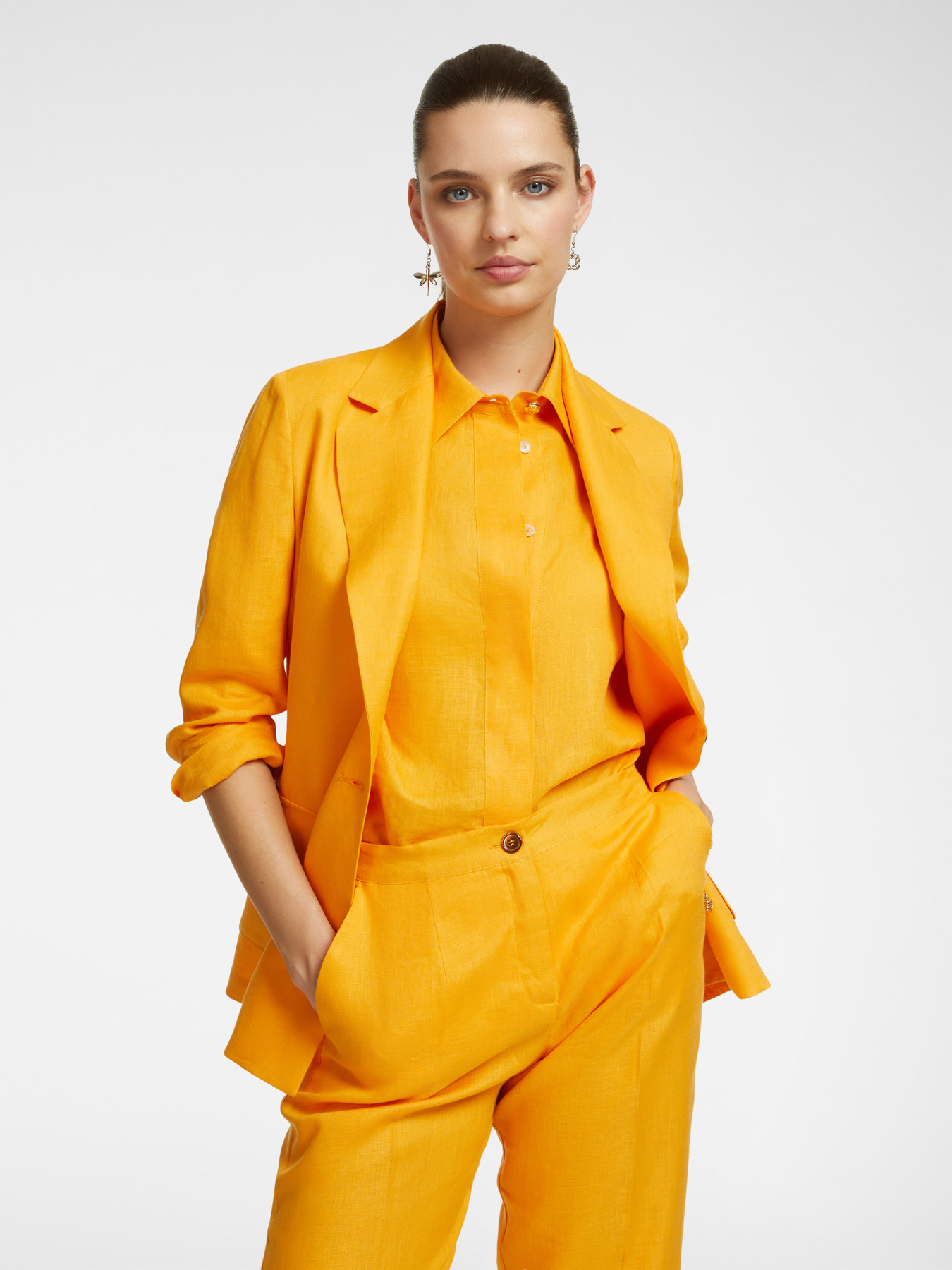 Blazer in linen with pockets image number 0