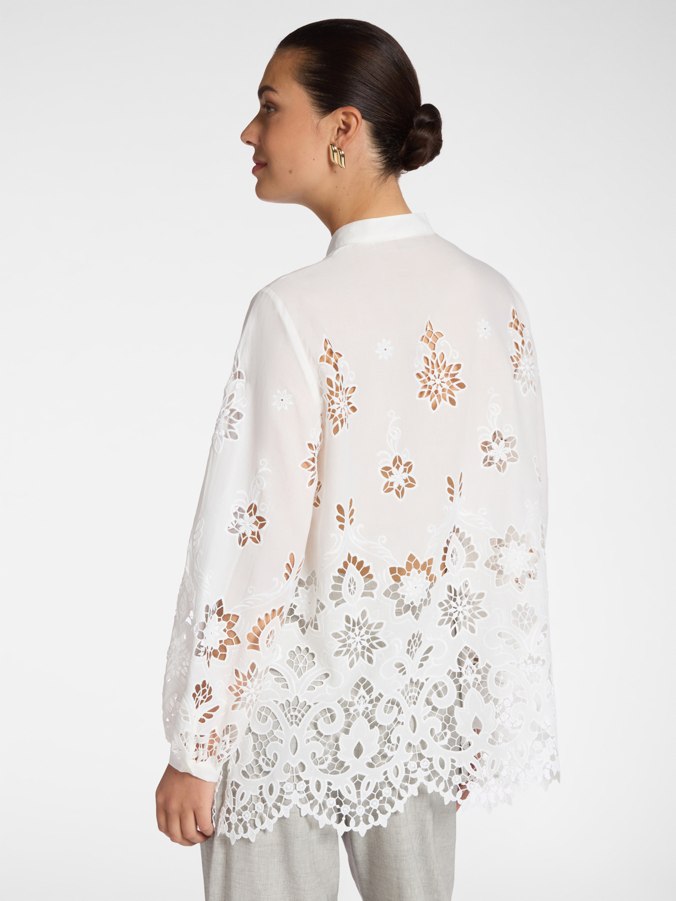 Bluse aus durchbrochenem Spitzenstoff image number 1