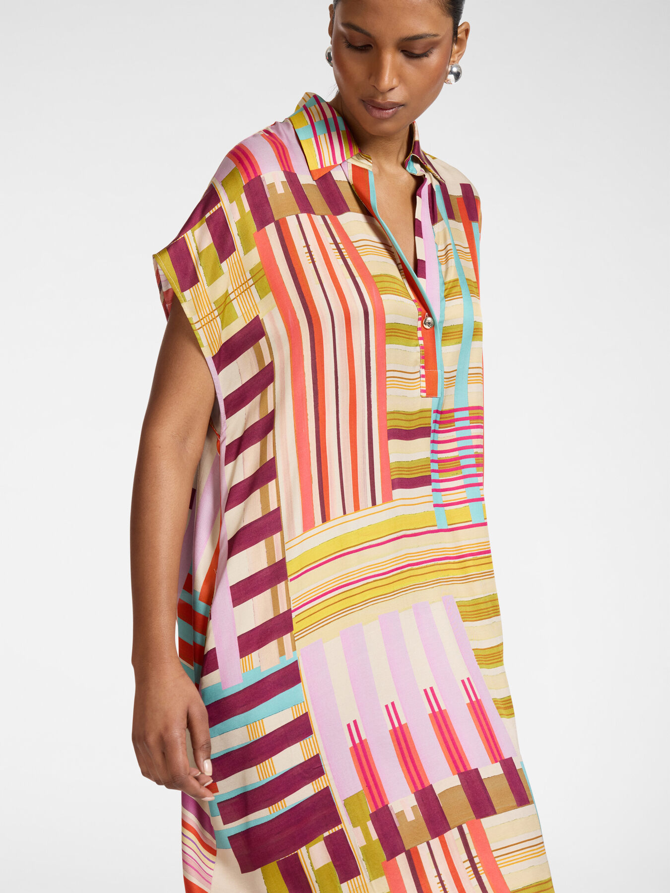 Printed satin dress image number 0