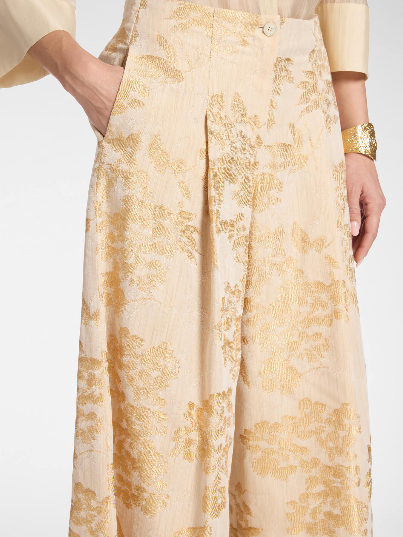 Cropped jacquard trousers image number 3
