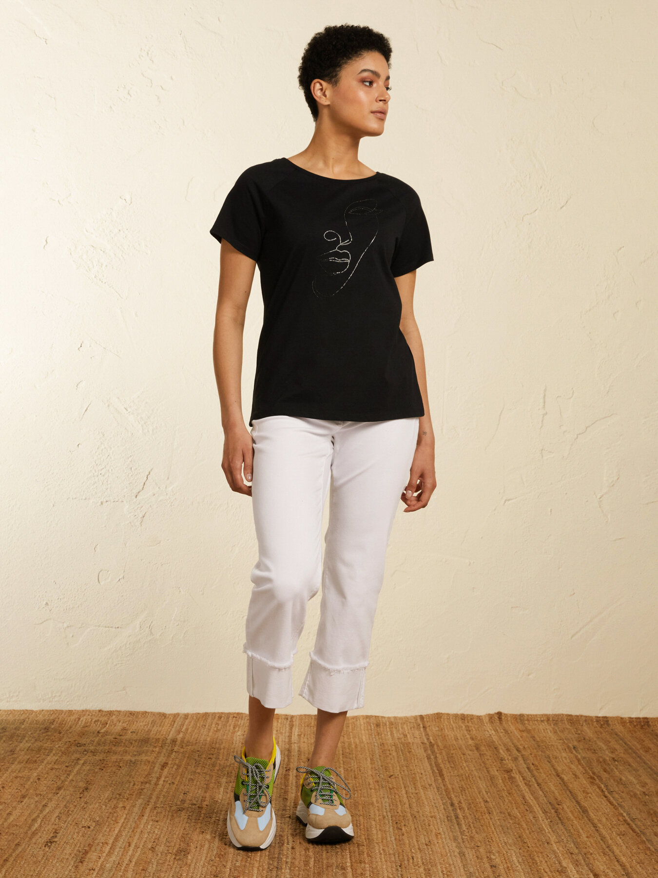 T-SHIRT CON APPLICAZIONI image number 3