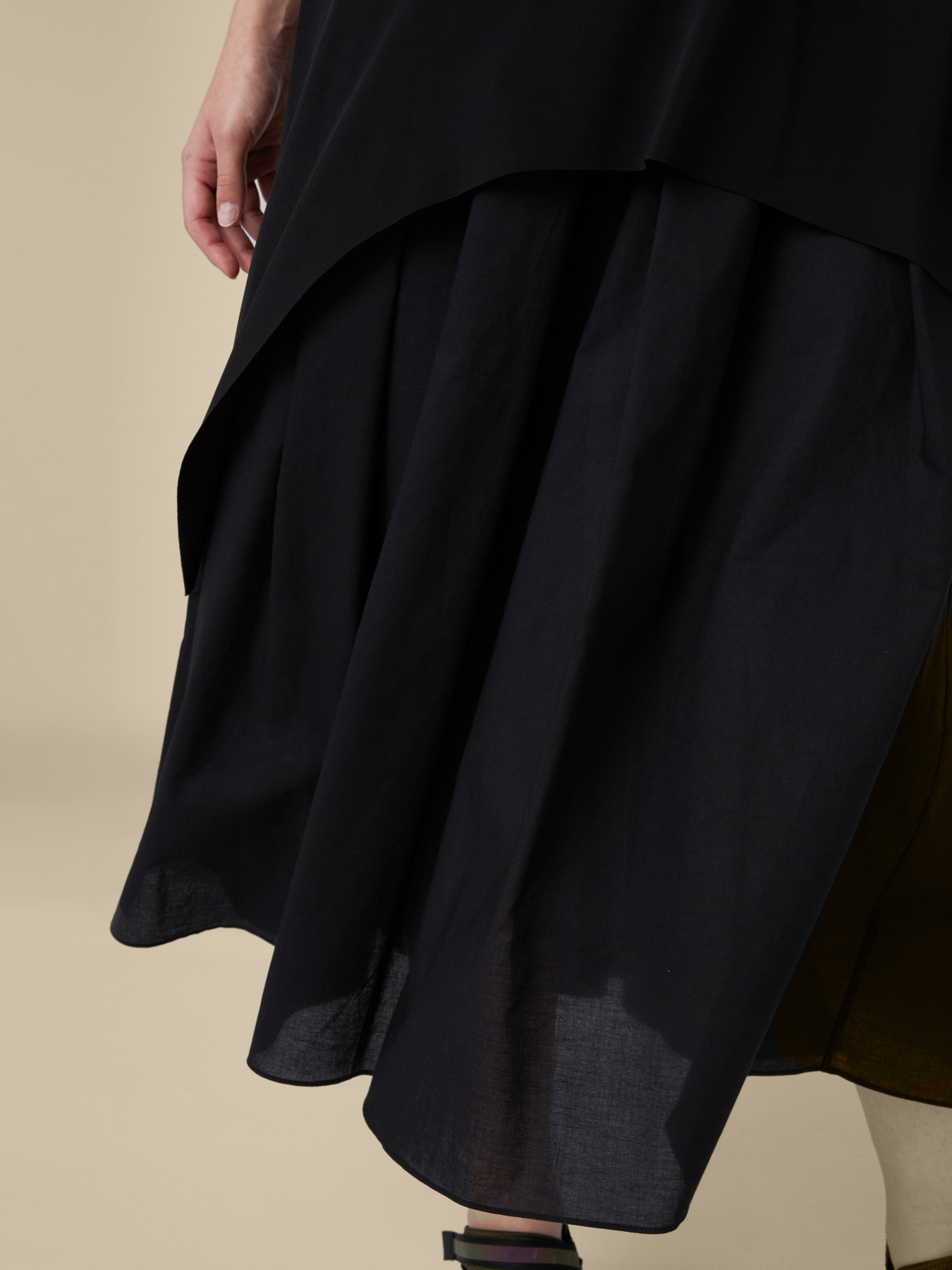 Jersey and voile dress image number 3