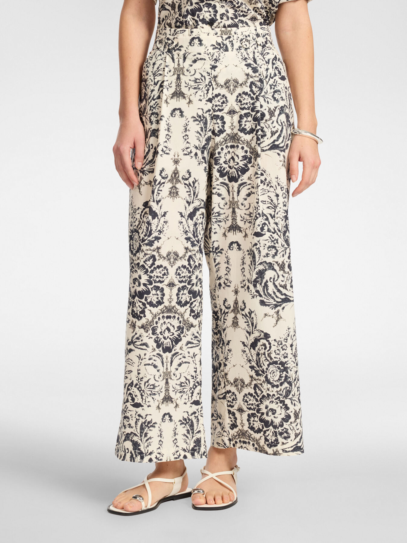 Bedruckte Hosen image number 2