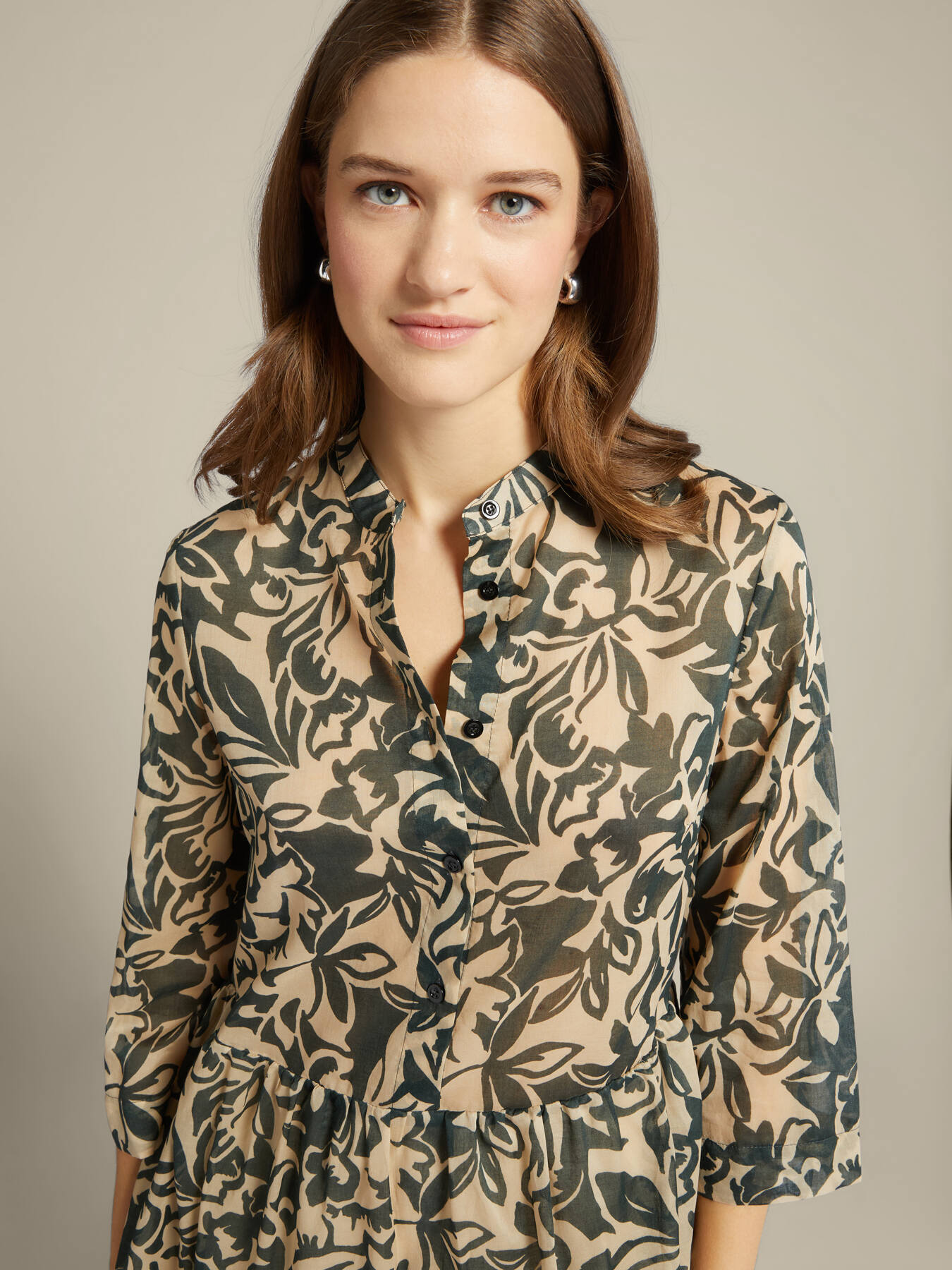 Robe imprim&eacute;e en coton bio image number 3