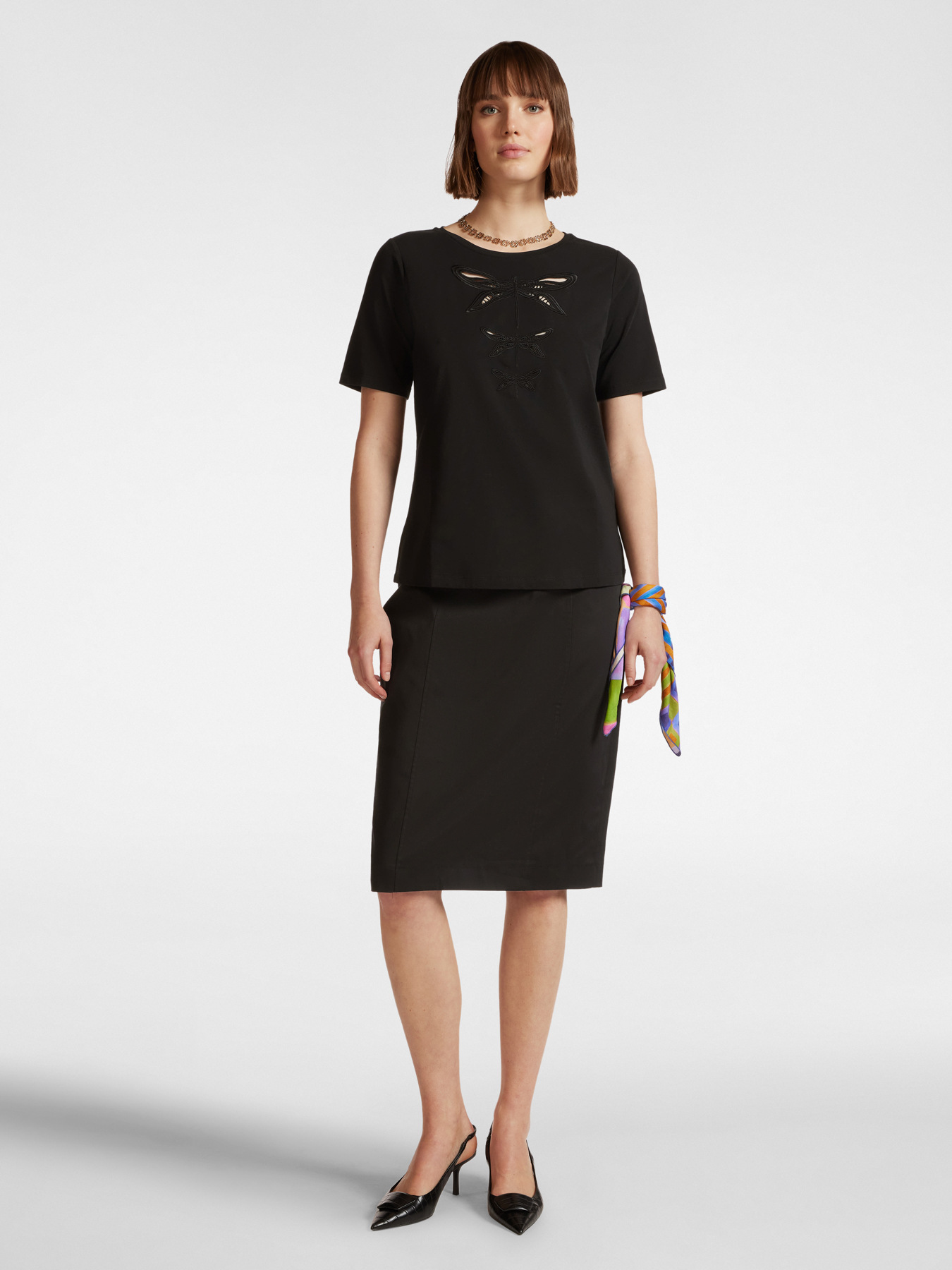 T-shirt con ricamo libellule image number 2