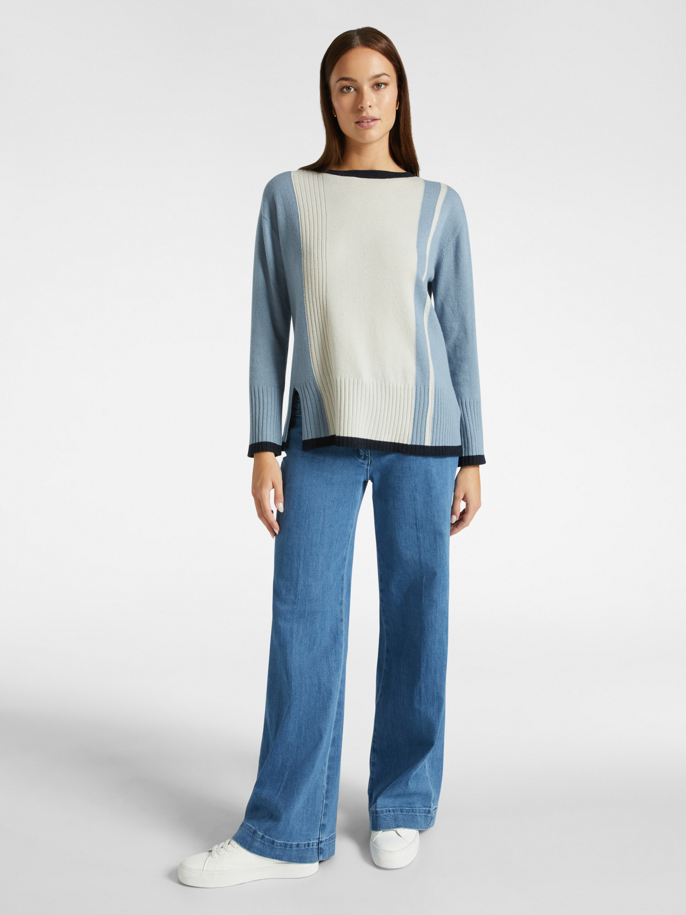 Color block sweater in pure wool image number 2