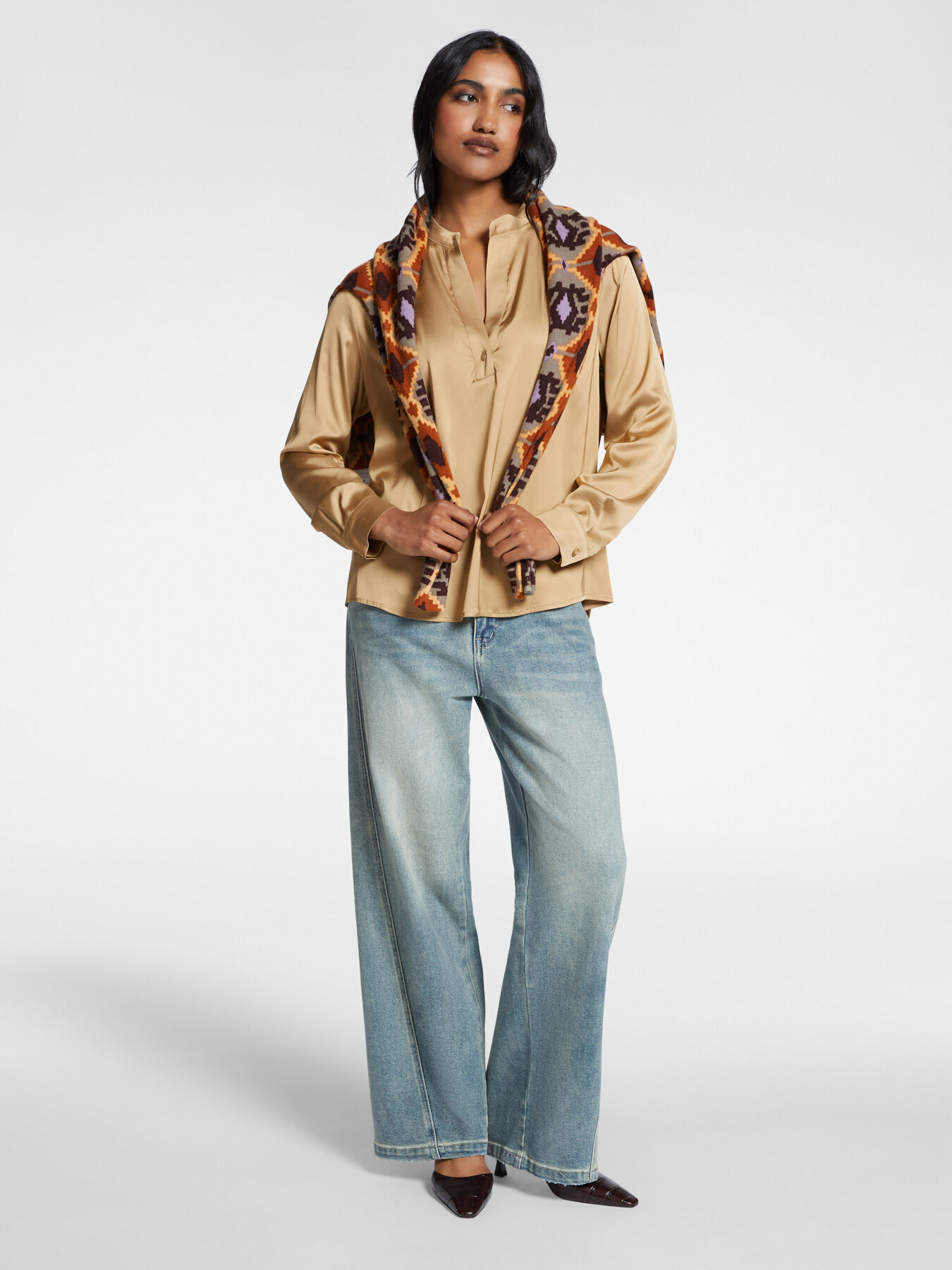 Satin blouse image number 2