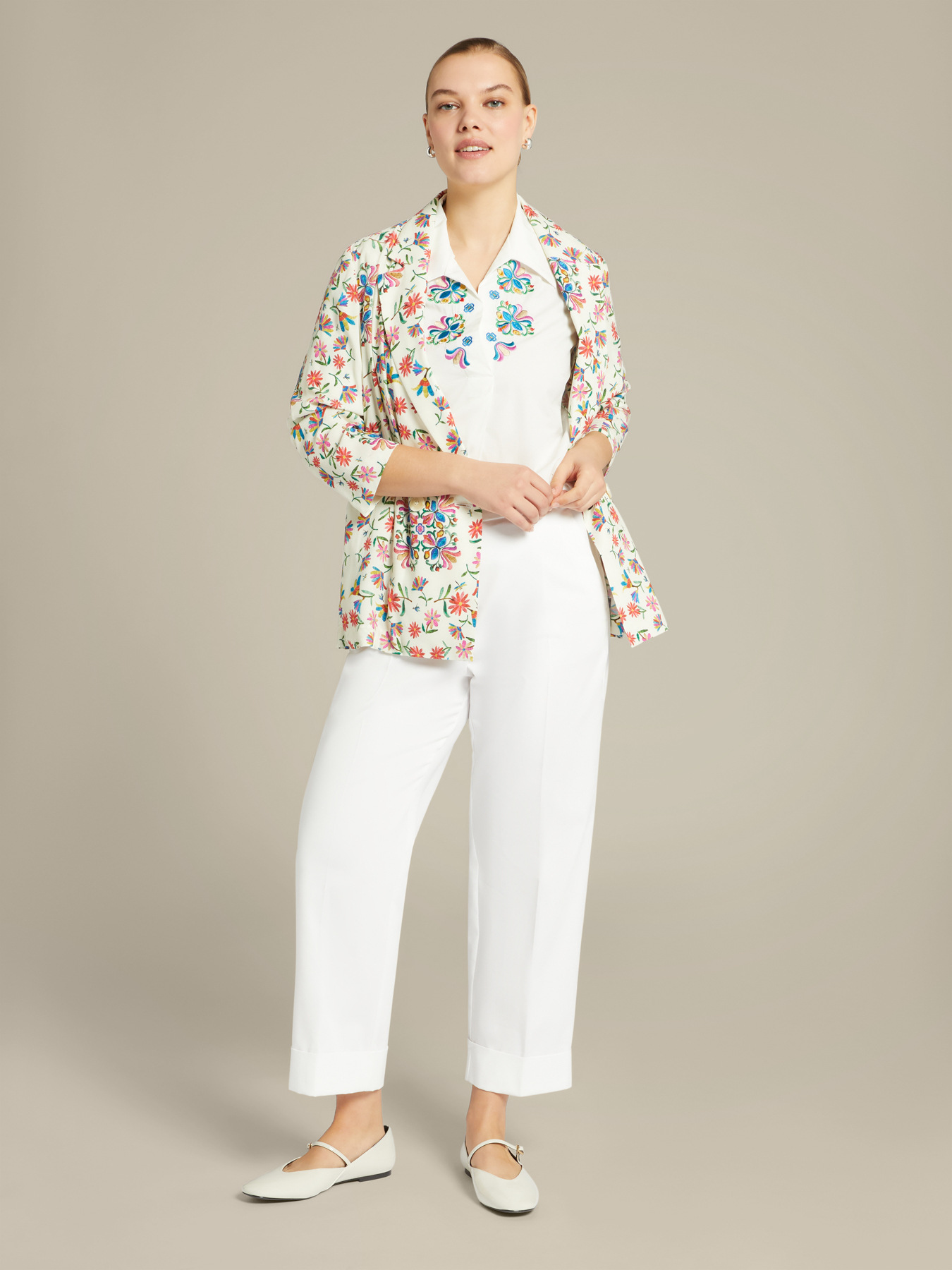 ECOVERO&trade; viscose jacket image number 3