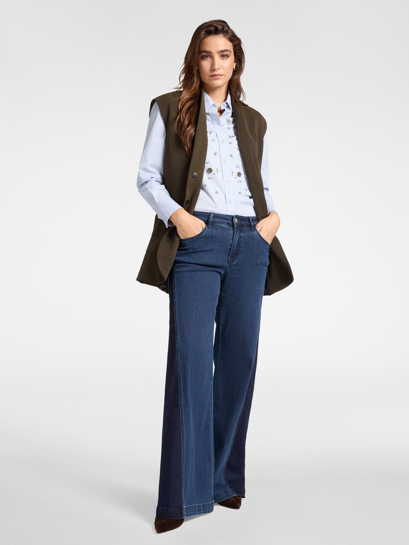 Blazer senza maniche in cady stretch image number 2