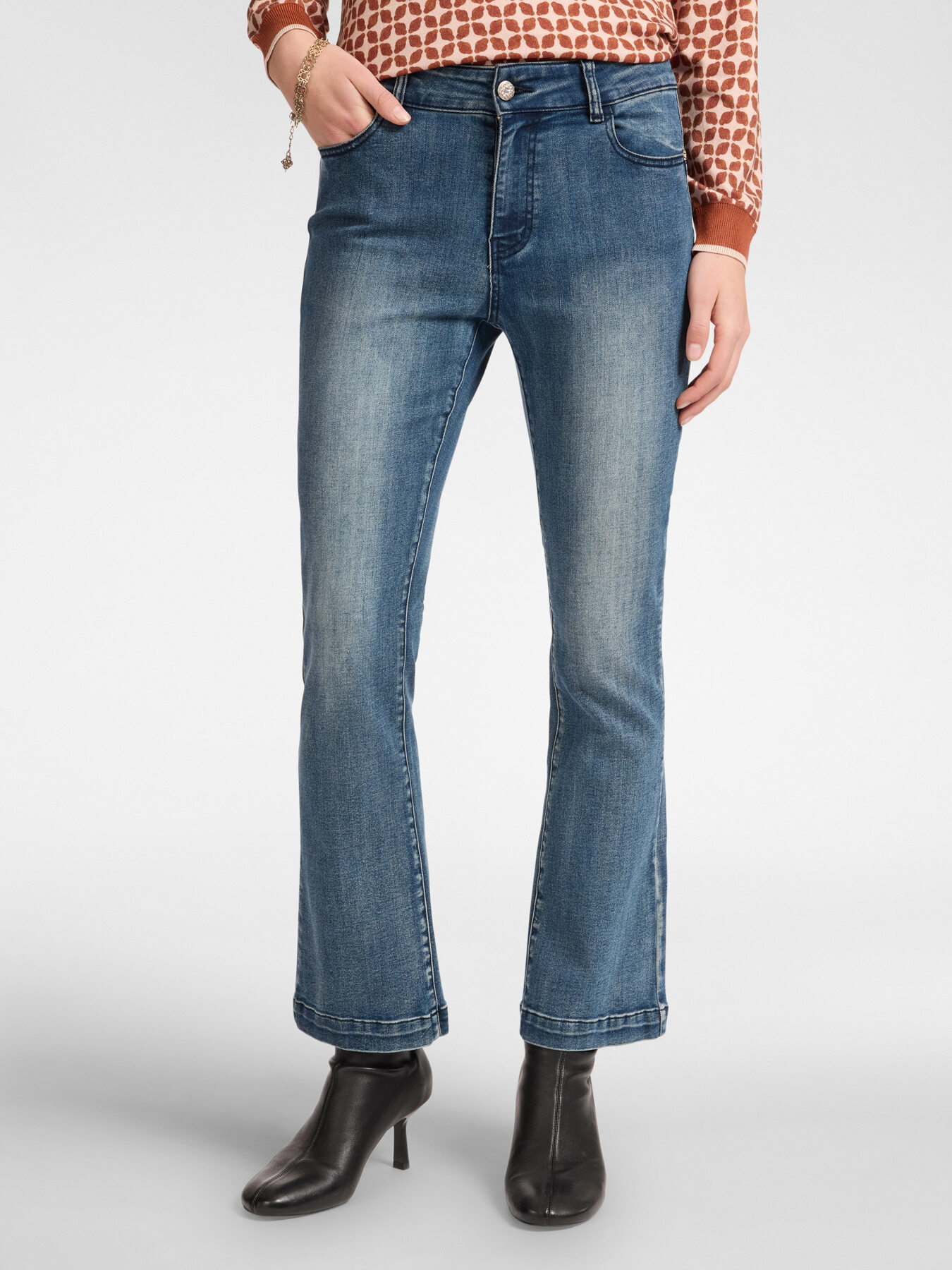 Jeans 5 Taschen, Kick Flare, "Florence" image number 2