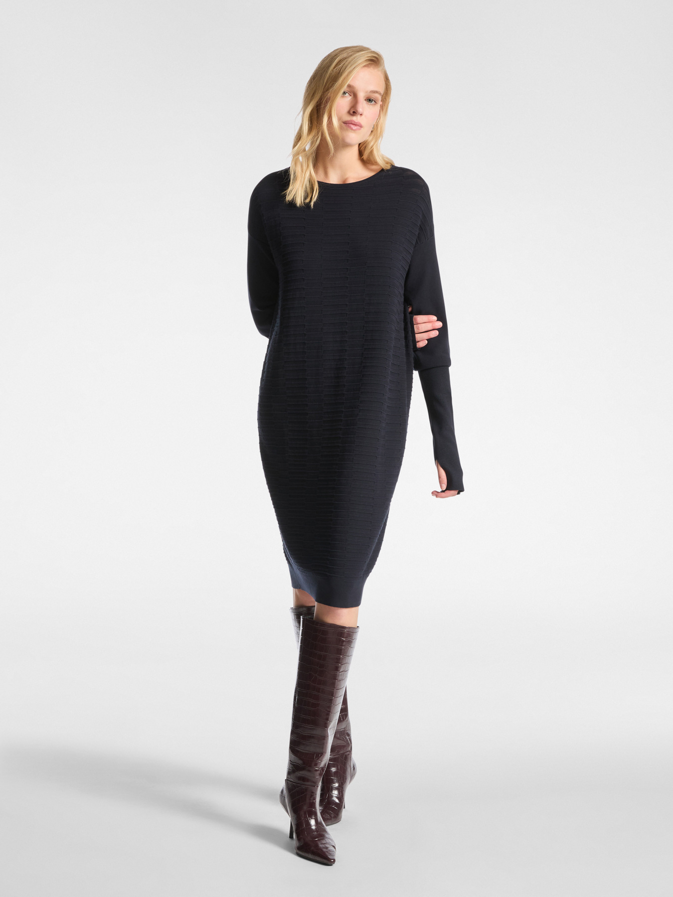 Knit dress with arm warmers image number 2